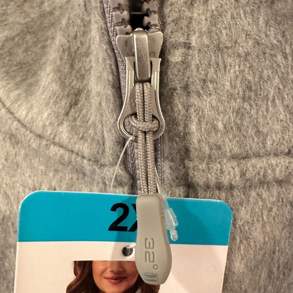 Women's Gray Fleece Jacket - Picture 3 of 8